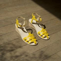 Anne Thomas Eva Sandales Mimosa