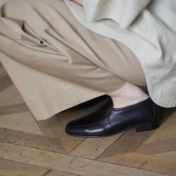 Anne Thomas Leo Nappa Black