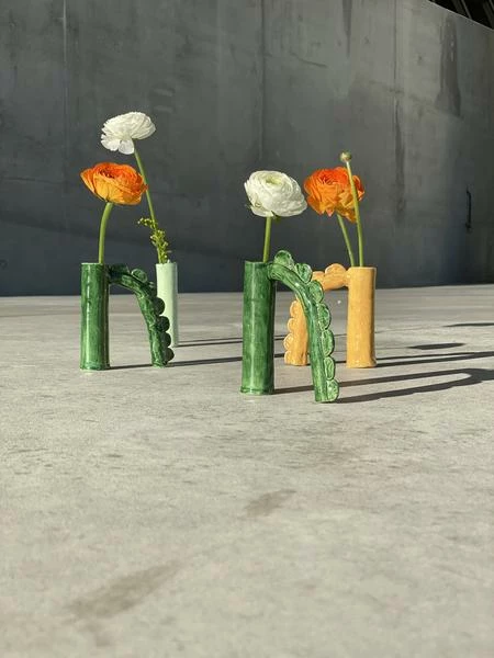 Anne Thomas Vase 10 2 Anne Thomas Vase 10