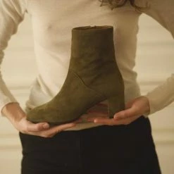 Anne Thomas Brown Chestnut Imo Boots Velours Borneo