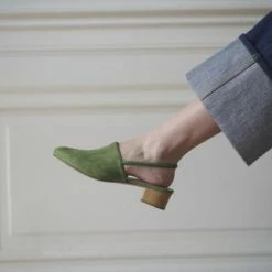 Anne Thomas Williamsburg Velours Tartaruga