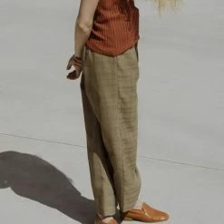 Anne Thomas Leo Koti Brown