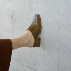 Anne Thomas Kaki Morris Mule Koti