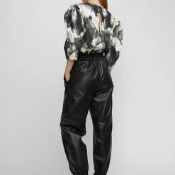 Just Female Zwart Other Blouse 10 Just Female Zwart Other Blouse