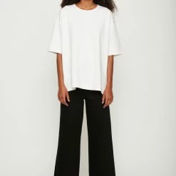 Just Female Kyoto Long Tee in White 8 Just Female Kyoto Long Tee in White
