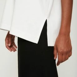 Just Female Kyoto Long Tee in White 9 Just Female Kyoto Long Tee in White